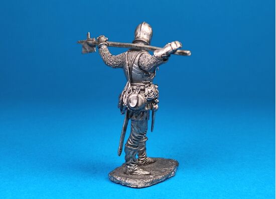 Швейцарский гвардеец с алебардой