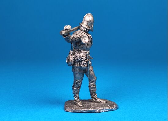 Швейцарский гвардеец с алебардой